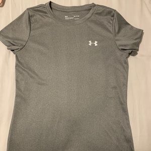 Under Armour dry-fit t-shirt